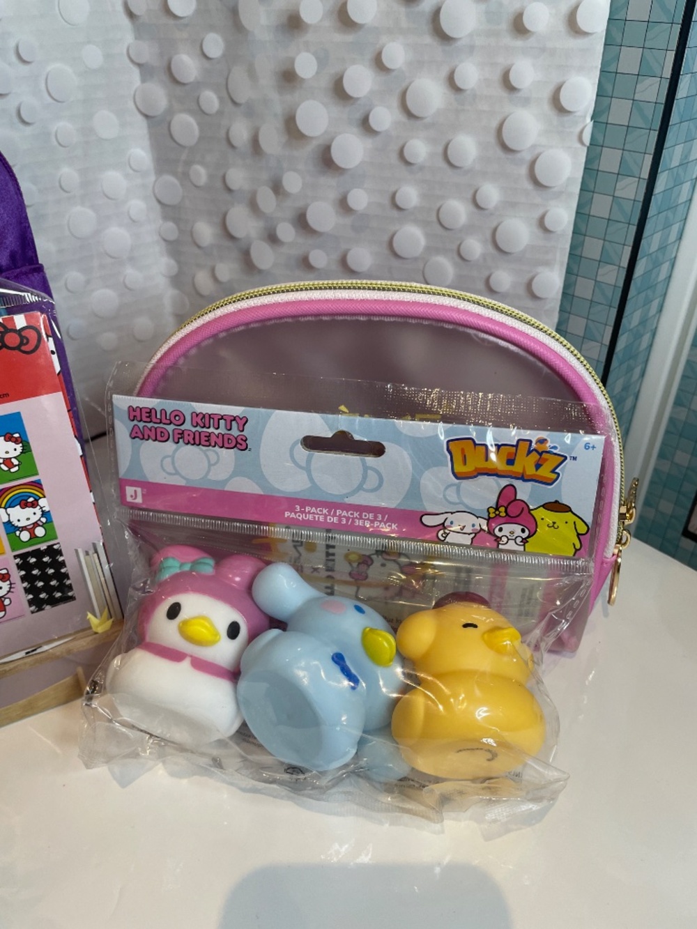 Hello Kitty 🐱 🎀& La Crème Backpack toy bundle - Picture 7 of 10